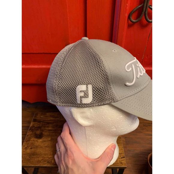 Titleist New Era Med/Lar Dove Grey Baseball Cap Fitted Mesh Back FootJoy EUC - Picture 2 of 5